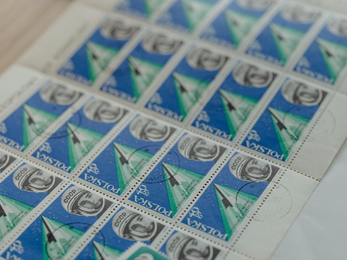 Canada discount stamps for daily mailing bulk discount 2026